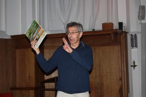Rolf Roos tijdens zijn lezing