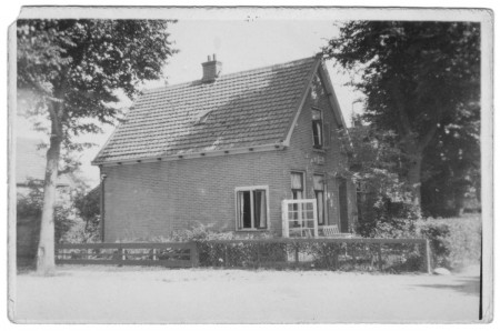 HVB FO 00322  Loudelsweg 51 (hoek Stroomerlaan), 1930