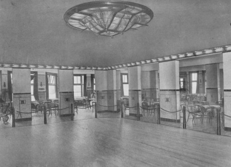 HVB FO 00691  Danszaal van hotel Nassau-Bergen